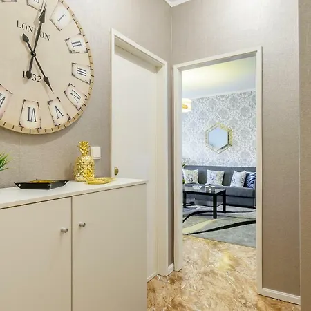 Apartment Downtown *
